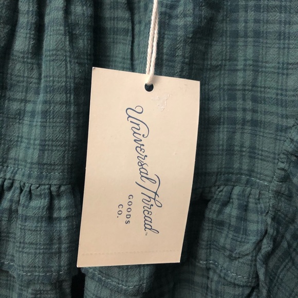 Universal Thread Ruffled Blouse - Picture 4 of 7